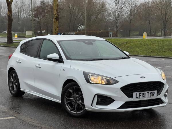 Ford Focus 1.0T EcoBoost ST-Line Hatchback 5dr Petrol Manual Euro 6 (s/s) (125 ps)