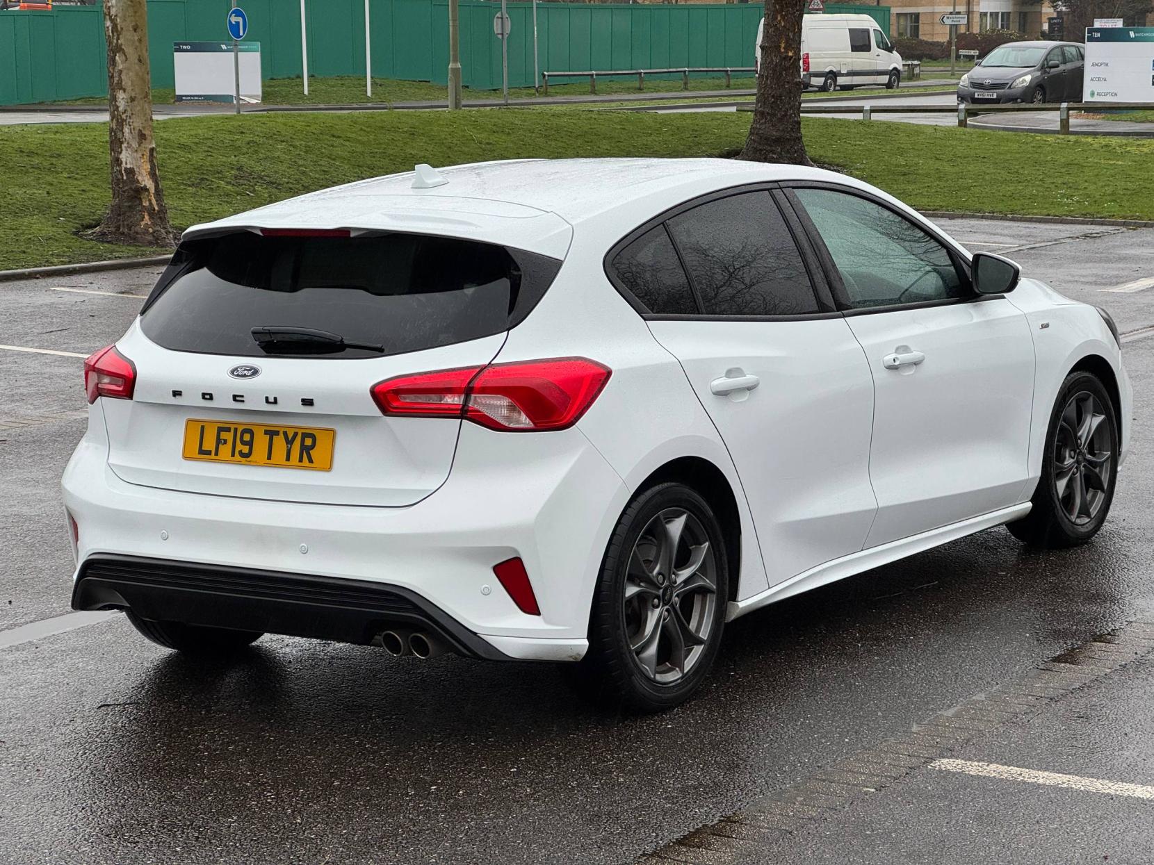 Ford Focus 1.0T EcoBoost ST-Line Hatchback 5dr Petrol Manual Euro 6 (s/s) (125 ps)