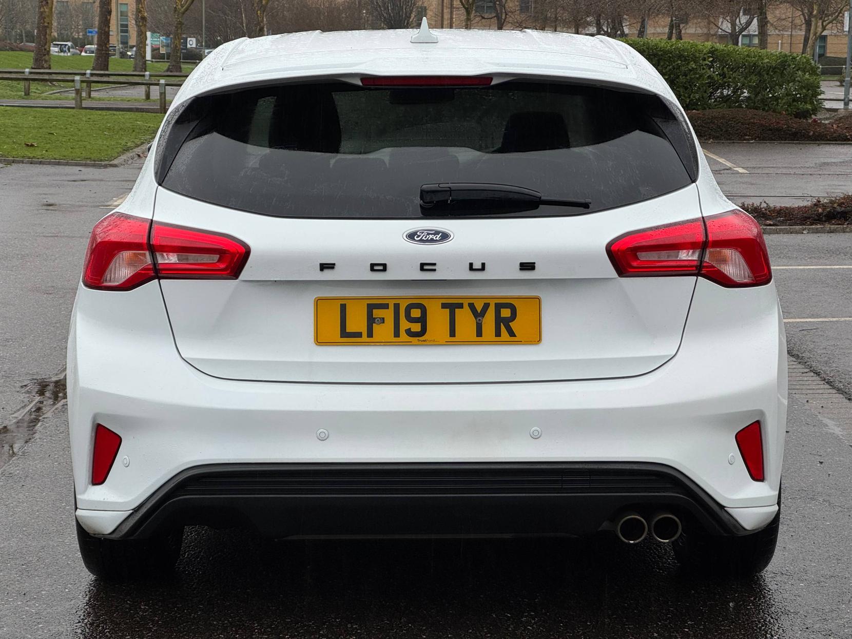 Ford Focus 1.0T EcoBoost ST-Line Hatchback 5dr Petrol Manual Euro 6 (s/s) (125 ps)