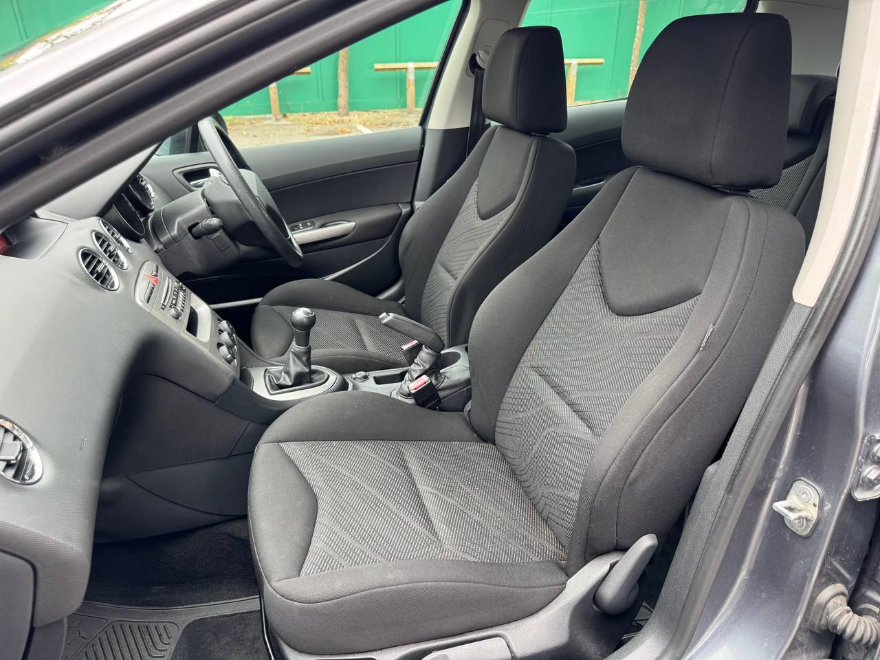 Peugeot 308 1.4 VTi S Hatchback 5dr Petrol Manual (149 g/km, 98 bhp)