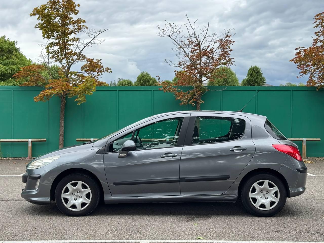 Peugeot 308 1.4 VTi S Hatchback 5dr Petrol Manual (149 g/km, 98 bhp)