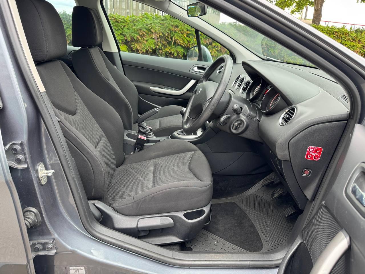 Peugeot 308 1.4 VTi S Hatchback 5dr Petrol Manual (149 g/km, 98 bhp)