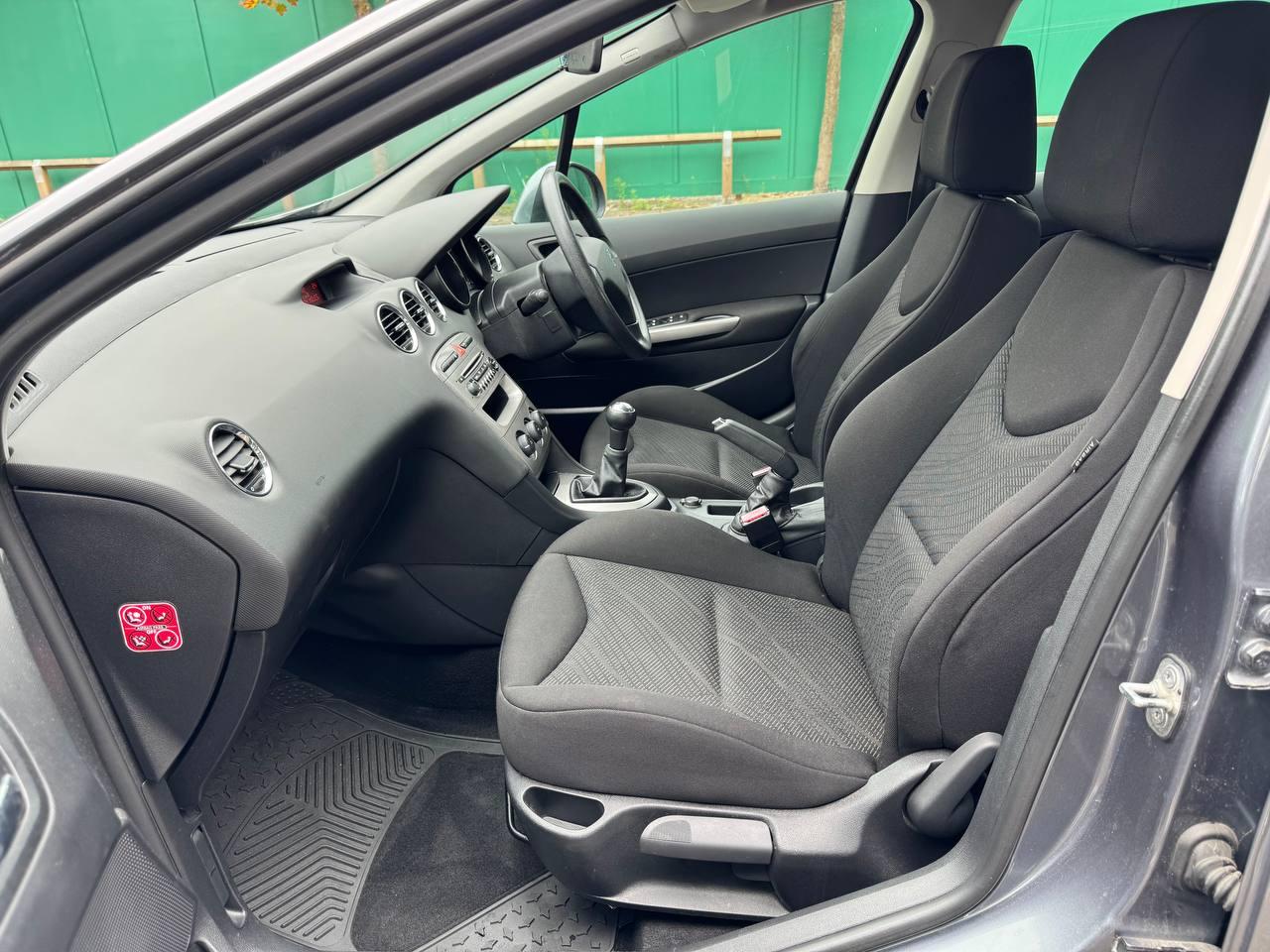Peugeot 308 1.4 VTi S Hatchback 5dr Petrol Manual (149 g/km, 98 bhp)