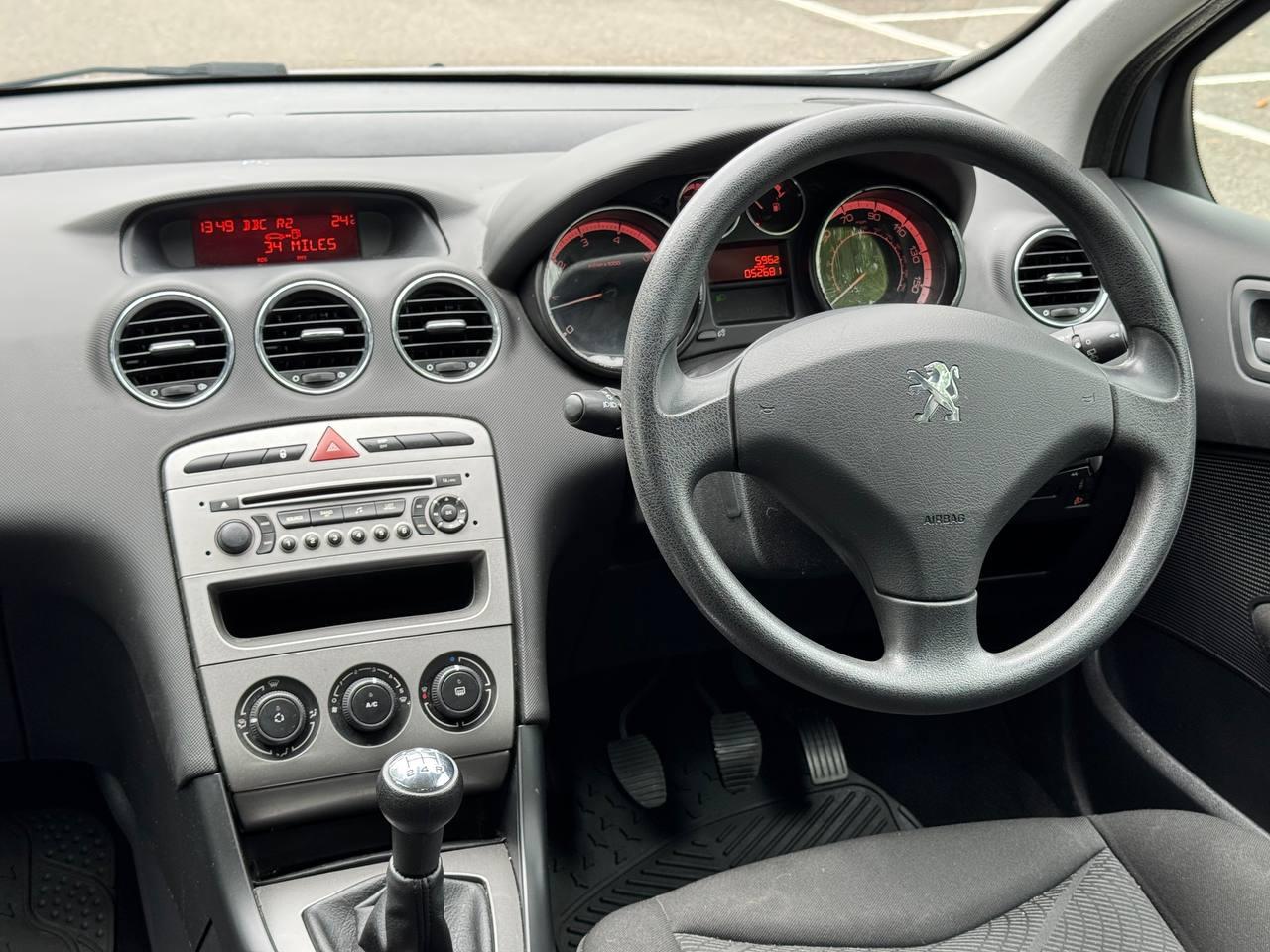 Peugeot 308 1.4 VTi S Hatchback 5dr Petrol Manual (149 g/km, 98 bhp)