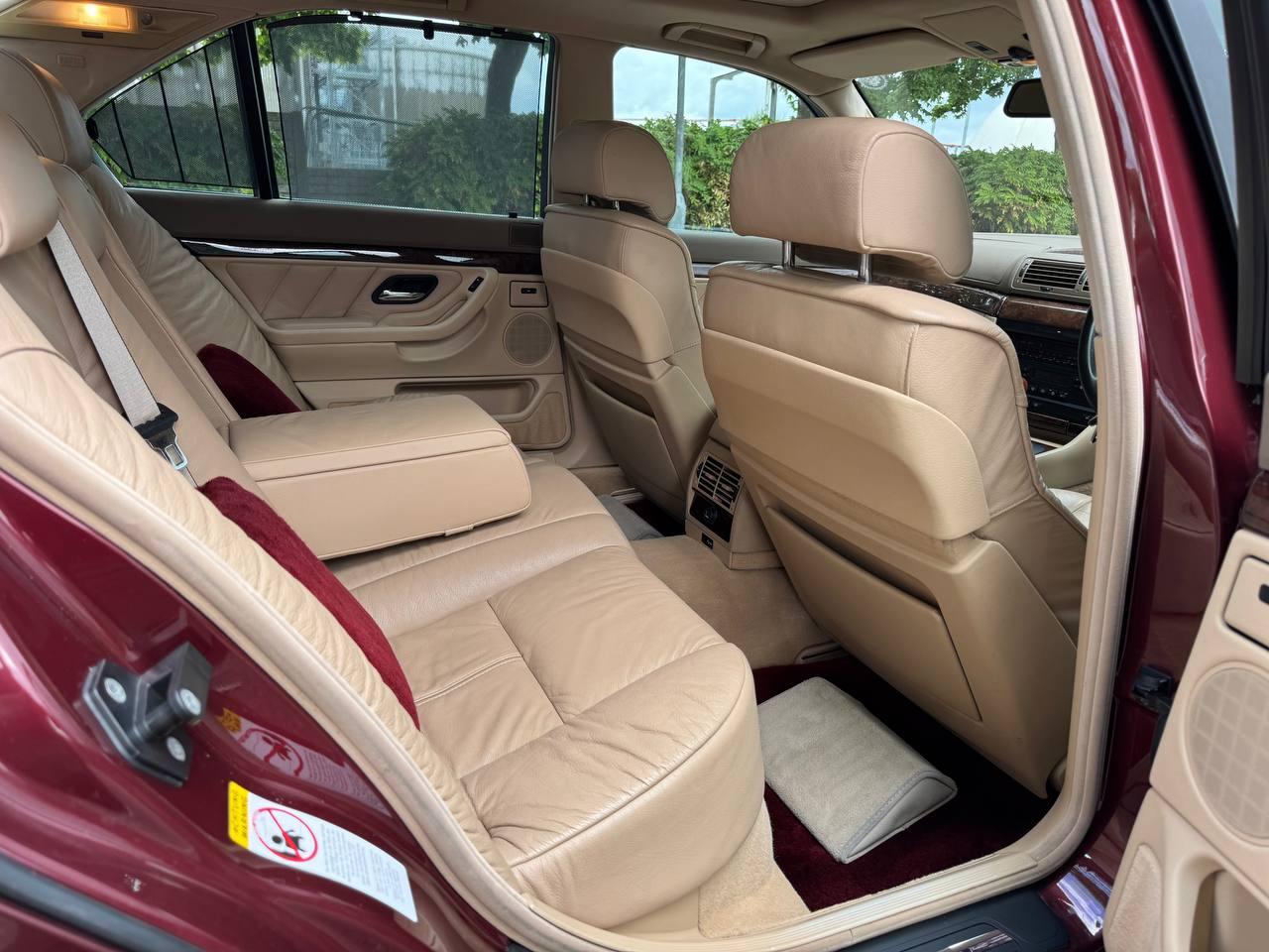 BMW 7 Series 4.4 740i Saloon 4dr Petrol Automatic (301 g/km, 286 bhp)