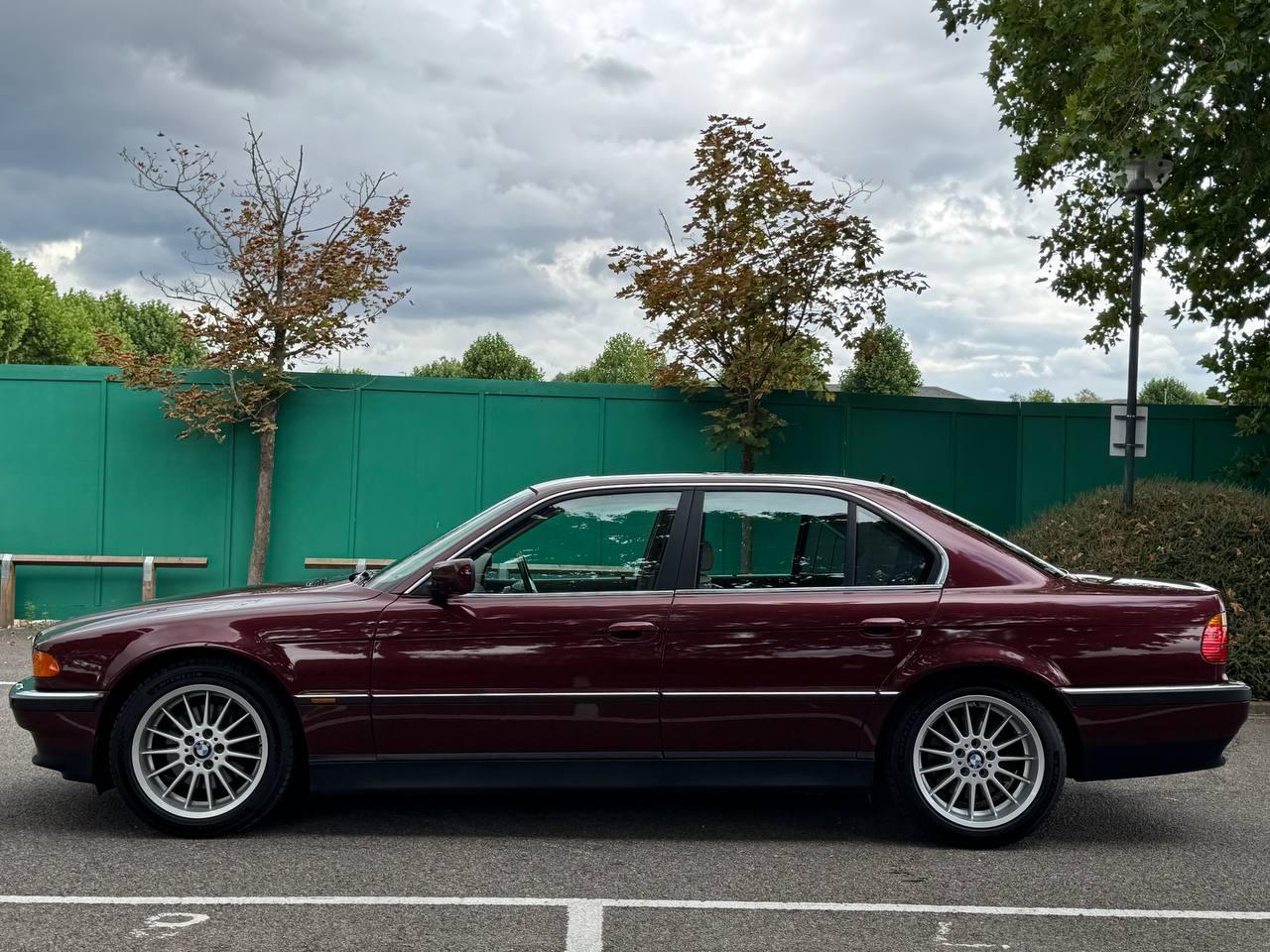 BMW 7 Series 4.4 740i Saloon 4dr Petrol Automatic (301 g/km, 286 bhp)