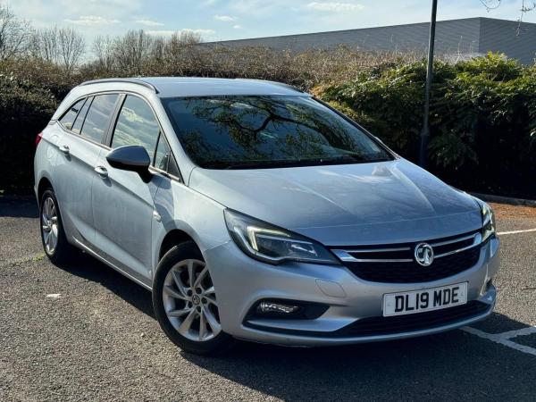 Vauxhall Astra 1.6 CDTi ecoTEC BlueInjection Tech Line Nav Sports Tourer 5dr Diesel Manual Euro 6 (s/s) (110 ps)