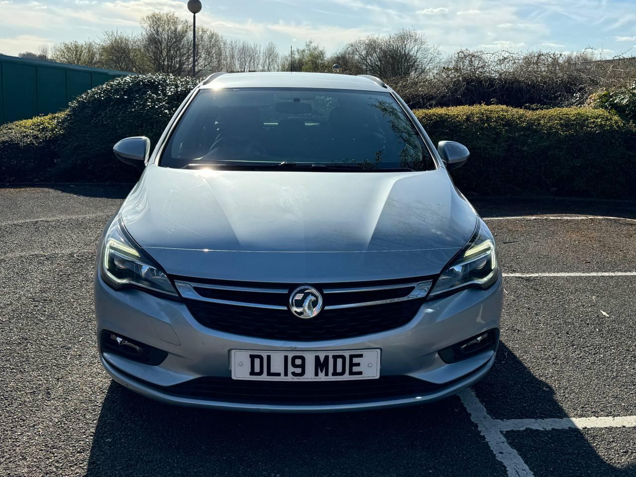 Vauxhall Astra 1.6 CDTi ecoTEC BlueInjection Tech Line Nav Sports Tourer 5dr Diesel Manual Euro 6 (s/s) (110 ps)