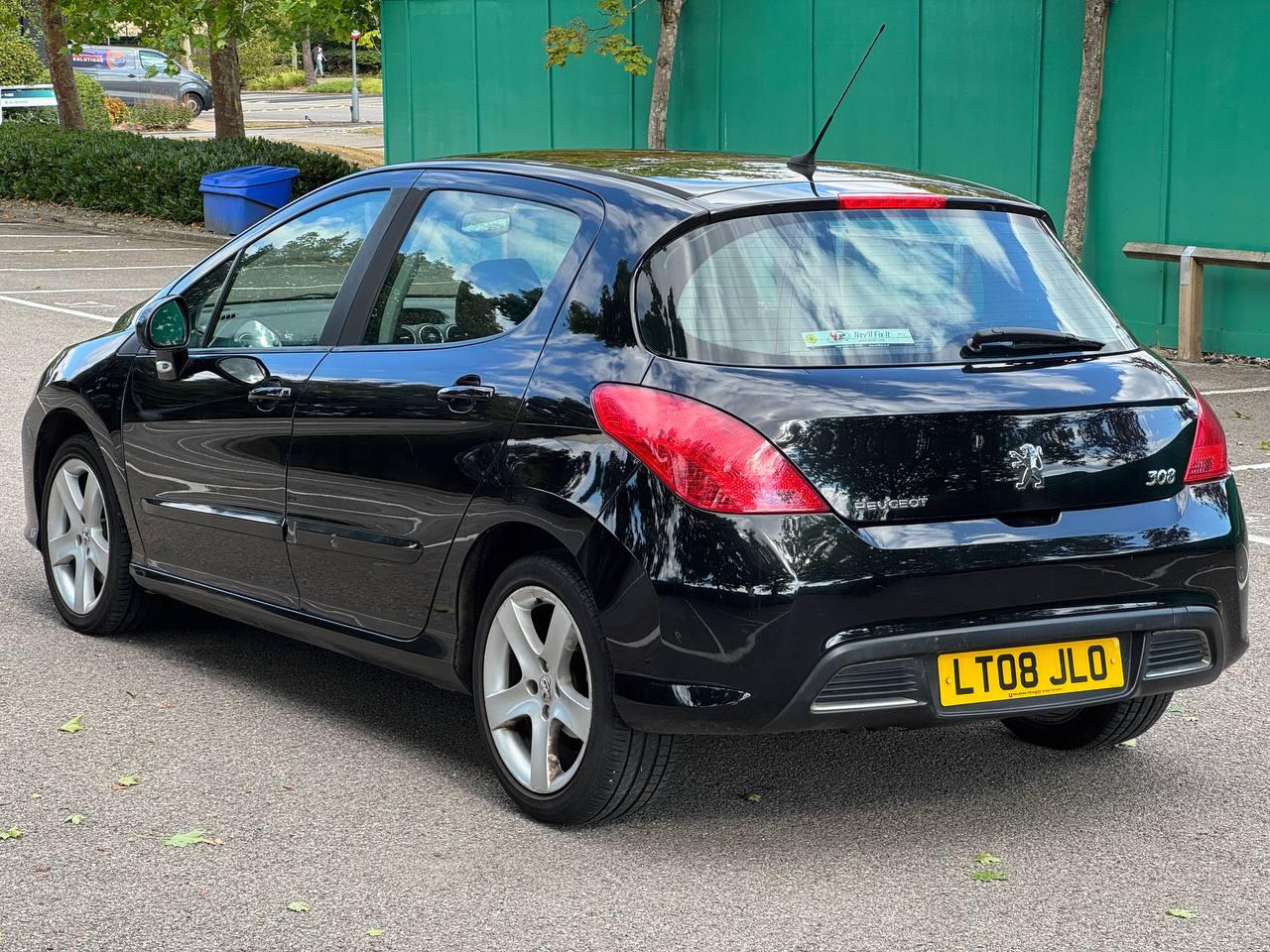 Peugeot 308 2.0 HDi FAP SE Hatchback 5dr Diesel Manual (146 g/km, 136 bhp)