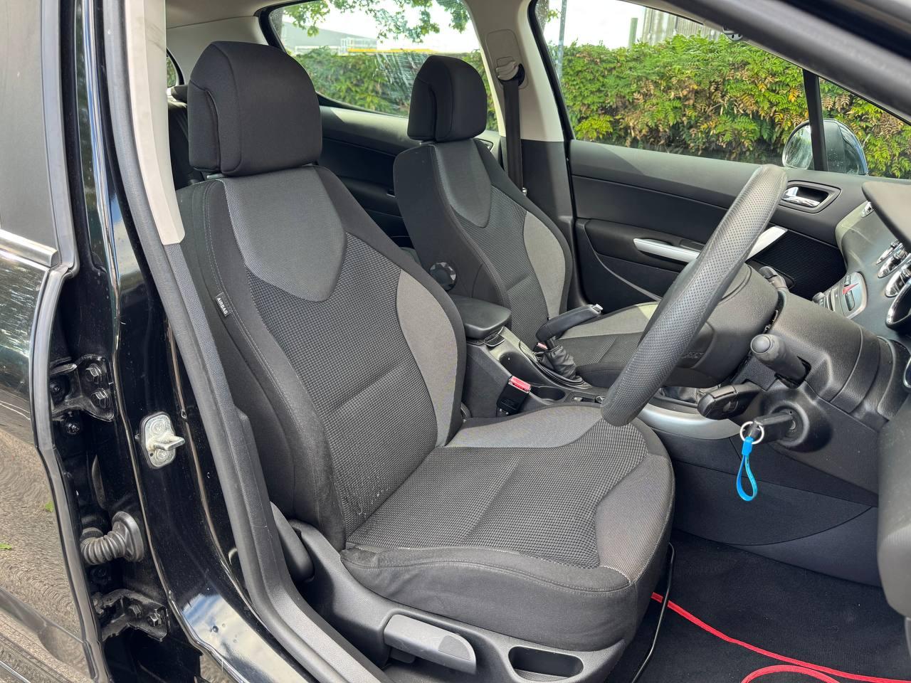Peugeot 308 2.0 HDi FAP SE Hatchback 5dr Diesel Manual (146 g/km, 136 bhp)